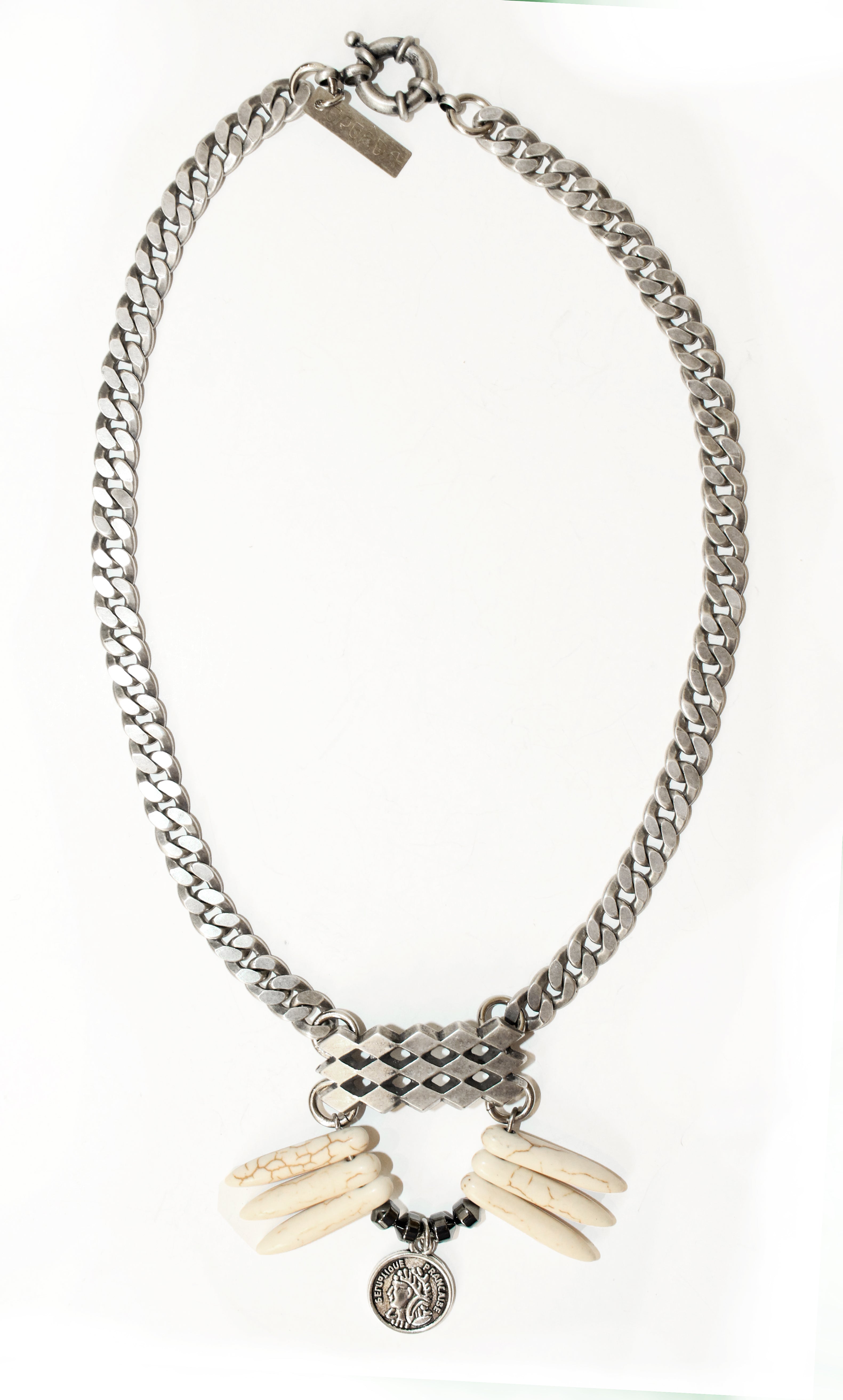 Roman Shells necklace in full view