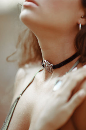 an edgy model modelling orgada's black fierce leono velvet choker